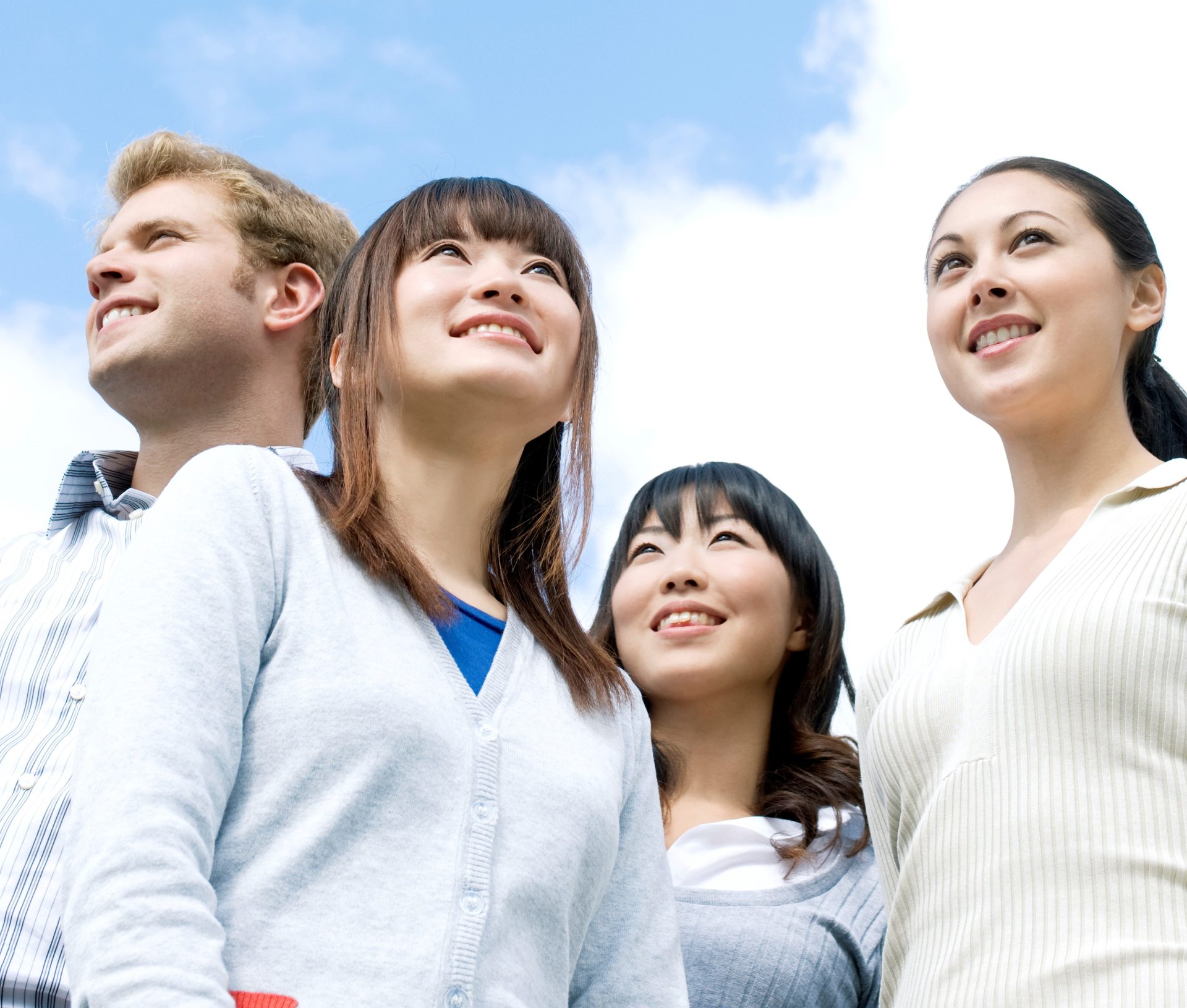 【2023年4月入学　国際情報ビジネス科　留学生対象学校説明会日程】